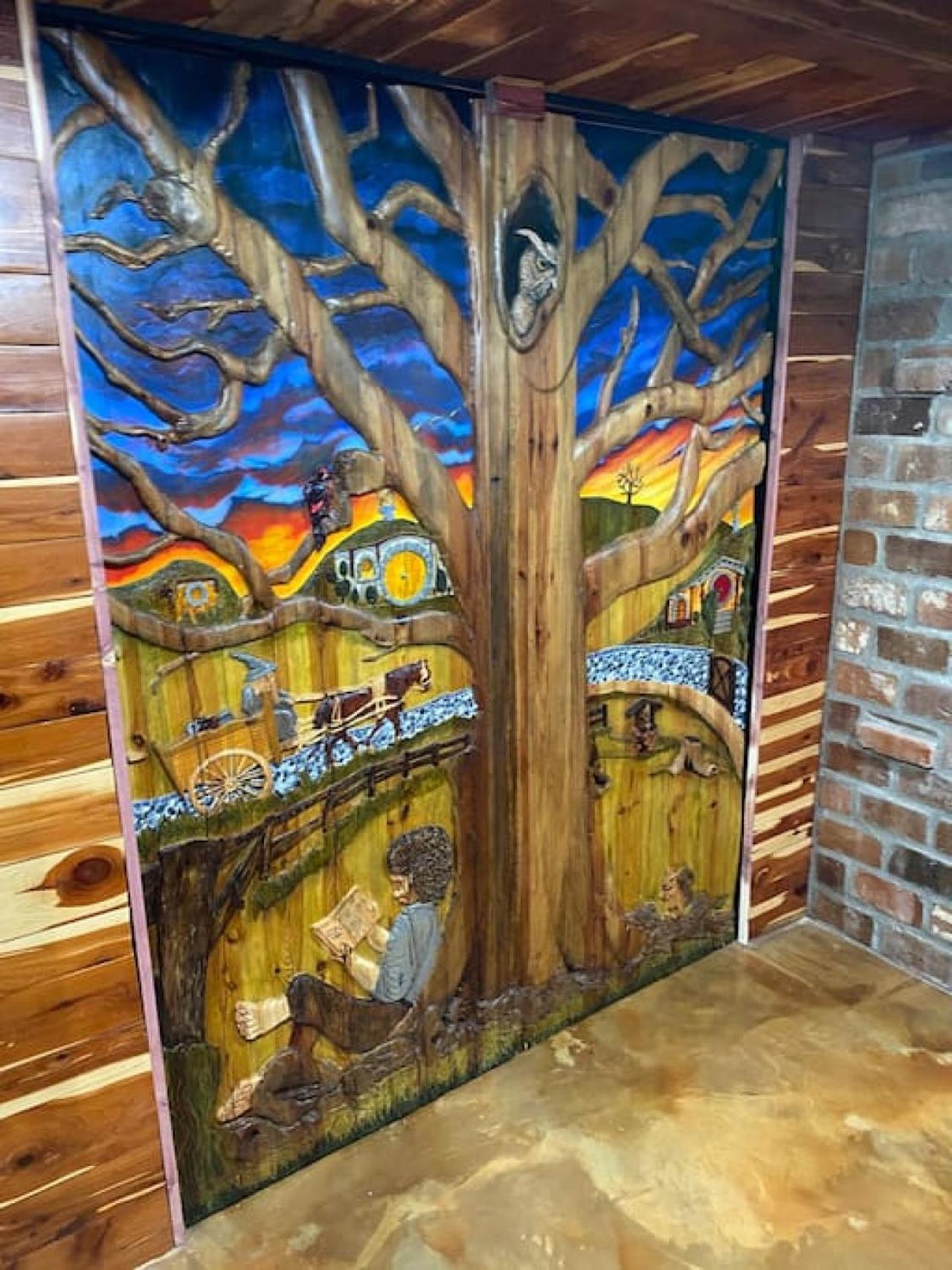The Hobbit House, Fantasy Comes Home! Russellville Luaran gambar